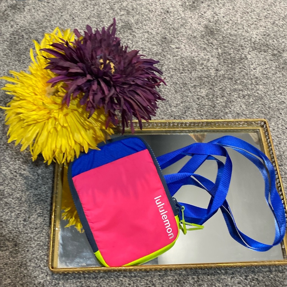 Lulemon crossbody bag